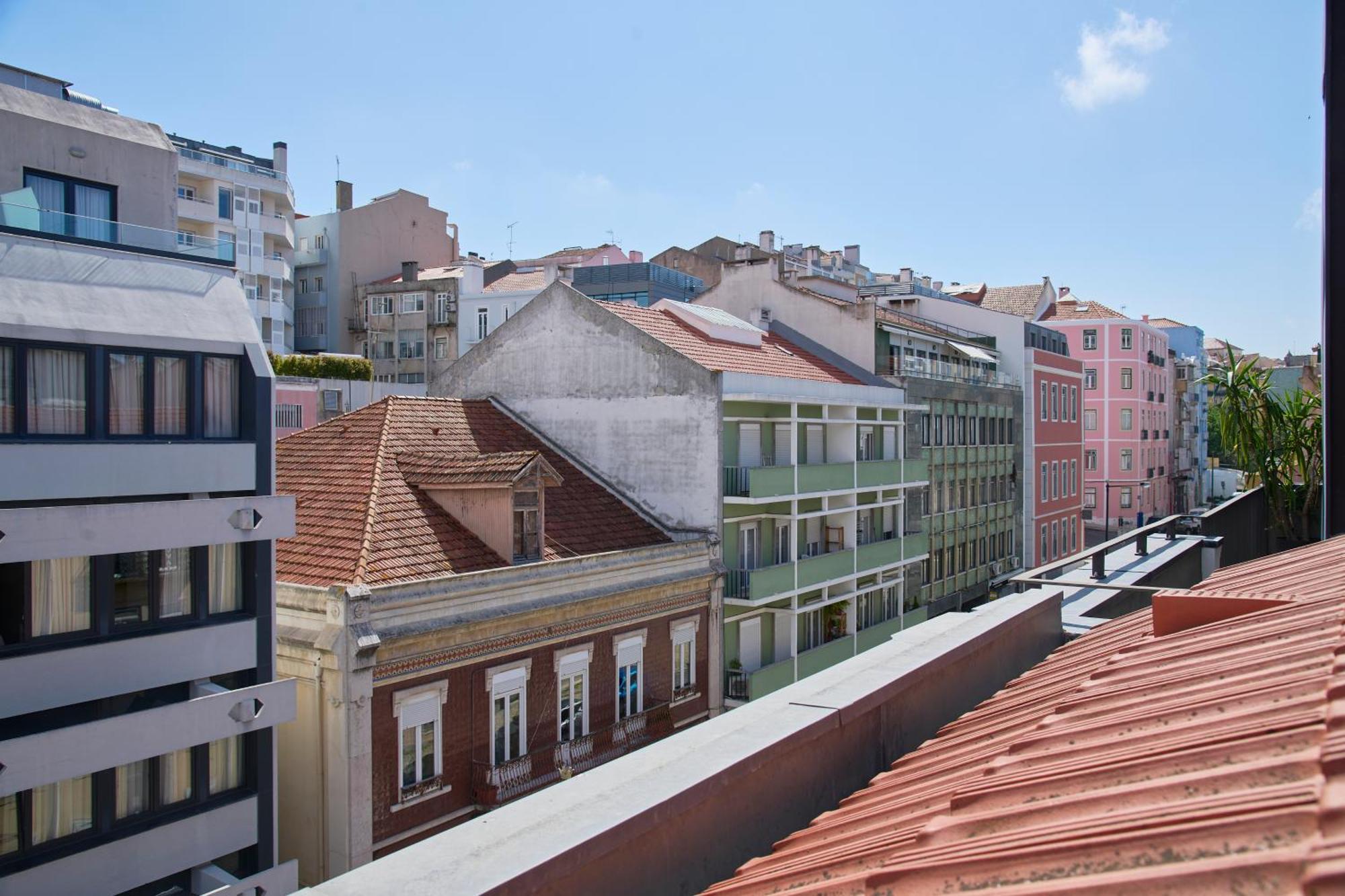 Boho Chic Liberdade Street Apartment Lisbon
