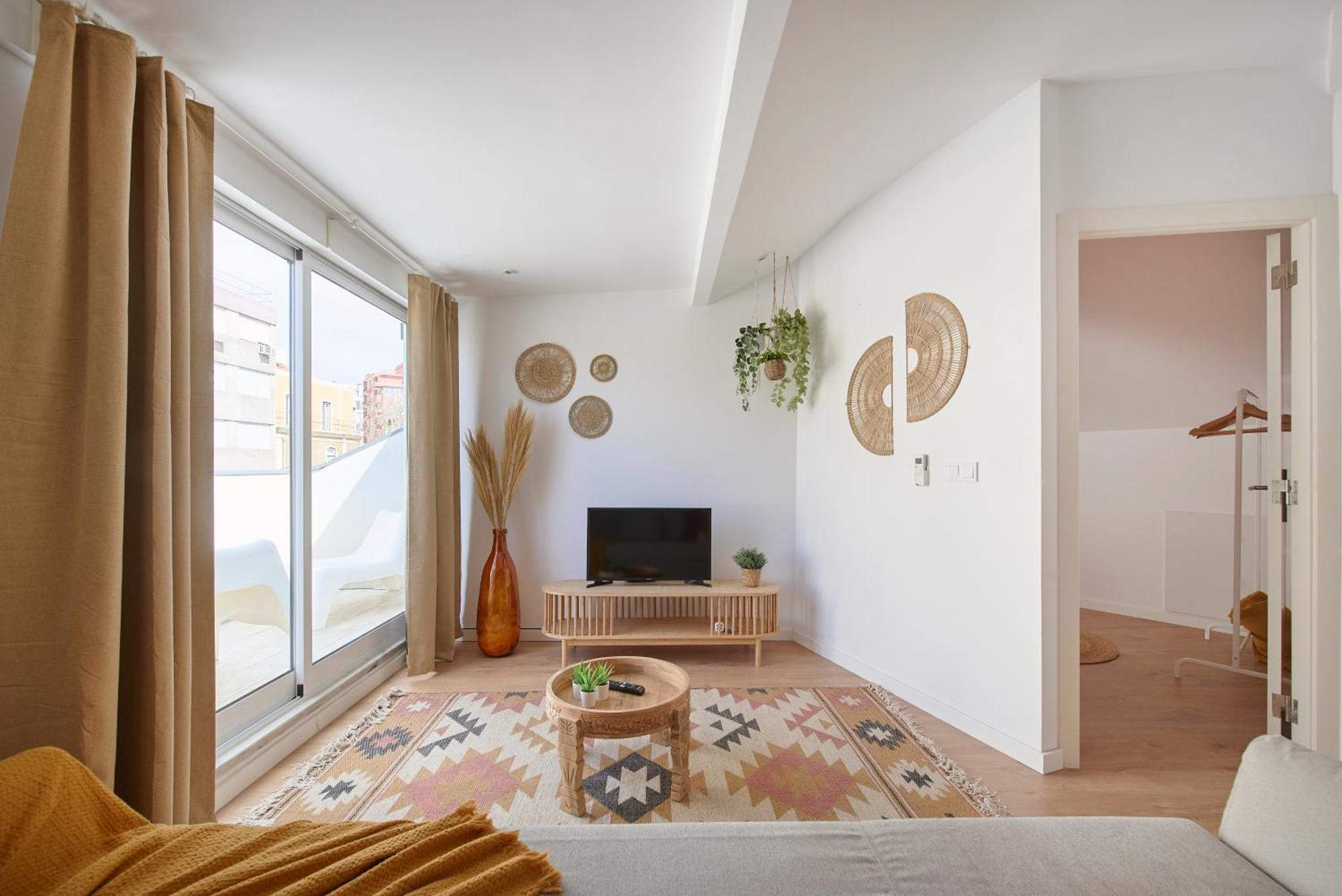 Boho Chic Liberdade Street Apartment *
